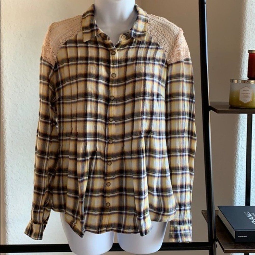 FREE PEOPLE Plaid Crochet Peplum Snap Button down